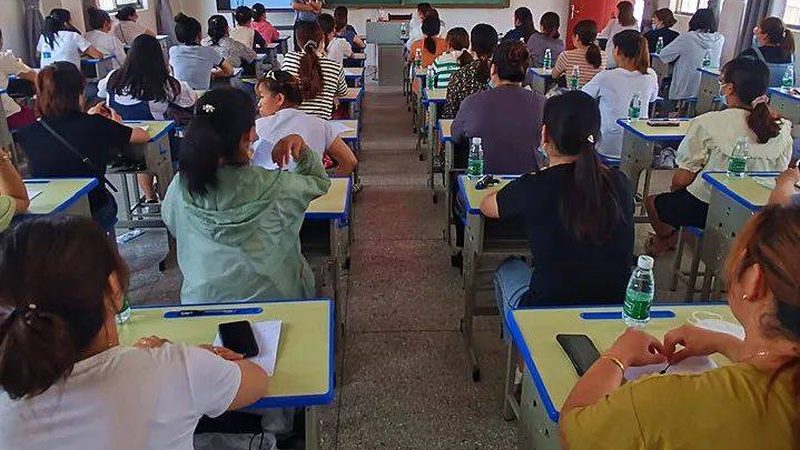 成人教育学历证，国家认可度揭秘
